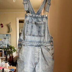 Universal thread Blue Denim Overalls shorts